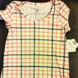 Lularoe Classic tee
